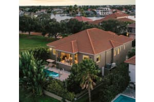 10 BAYFRONT COURT, ST PETERSBURG, FL 33711 Sold 08/15/24