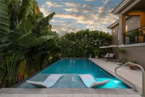10 BAYFRONT COURT, ST PETERSBURG, FL 33711 Sold 08/15/24