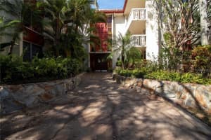 1012 PEARCE DRIVE, CLEARWATER, FL 33764 Sold 12/07/23