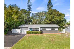 3751 MANATEE DRIVE, ST PETERSBURG, FL 33705 Sold 01/29/24