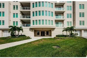 8 PALM TERRACE, BELLEAIR, FL 33756 Sold 03/15/24