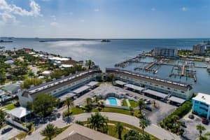 433 PAULA DRIVE, DUNEDIN, FL 34698 Sold 11/15/23