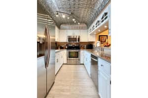 11722 CURRIE LANE, LARGO, FL 33774 Sold 02/28/24