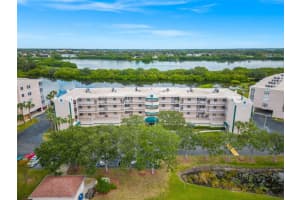6399 SHORELINE DRIVE, ST PETERSBURG, FL 33708 Sold 04/04/24