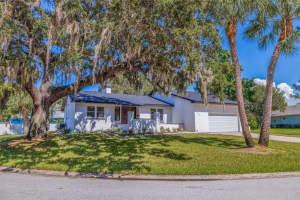 3912 39TH CIRCLE, ST PETERSBURG, FL 33711 Sold 11/09/23