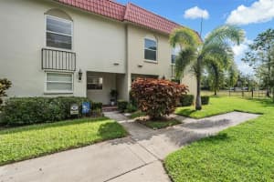 2700 BAYSHORE BOULEVARD, DUNEDIN, FL 34698 Sold 12/15/23