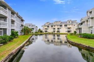 6923 STONES THROW CIRCLE, ST PETERSBURG, FL 33710 Sold 11/27/23