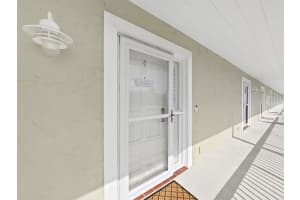 433 PAULA DRIVE, DUNEDIN, FL 34698 Sold 11/17/23