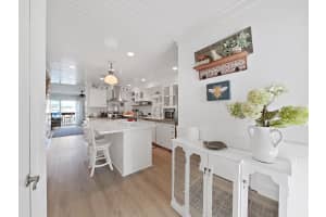 433 PAULA DRIVE, DUNEDIN, FL 34698 Sold 11/17/23