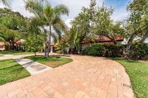 4829 LONGWATER WAY, TAMPA, FL 33615 Sold 05/29/24