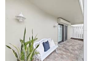 433 PAULA DRIVE, DUNEDIN, FL 34698 Sold 06/12/24