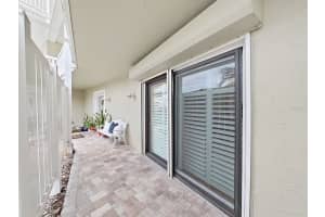 433 PAULA DRIVE, DUNEDIN, FL 34698 Sold 06/12/24