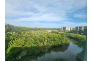 900 COVE CAY DRIVE, CLEARWATER, FL 33760 Sold 12/29/23