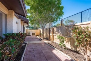 2095 SUNSET POINT ROAD, CLEARWATER, FL 33765 Sold 01/08/24