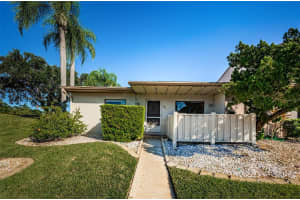 180 Ingrid Pl, OLDSMAR