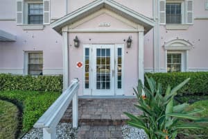 5164 BEACH DRIVE, ST PETERSBURG, FL 33705 Sold 12/29/23