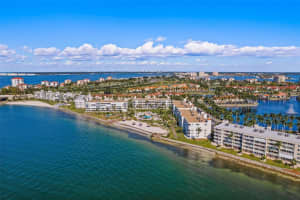 6061 BAHIA DEL MAR CIRCLE, ST PETERSBURG, FL 33715 Sold 11/13/24