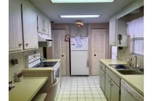 201 ROYAL PALM CIRCLE, LARGO, FL 33778 - MLS#MFRU8218369