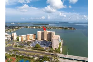 5200 BRITTANY DRIVE, ST PETERSBURG, FL 33715 Sold 12/11/23