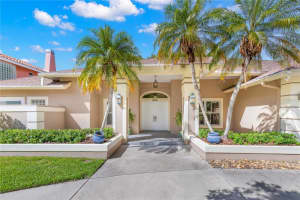 6216 FAIRWAY BAY BOULEVARD, GULFPORT, FL 33707 Sold 04/12/24