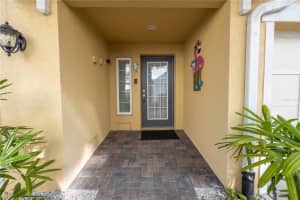 5972 ANCHORAGE WAY, ST PETERSBURG, FL 33712 Sold 02/07/24