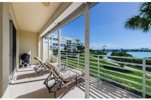 7882 SAILBOAT KEY BOULEVARD, SOUTH PASADENA, FL 33707 Sold 02/16/24