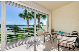 7882 SAILBOAT KEY BOULEVARD, SOUTH PASADENA, FL 33707 Sold 02/16/24