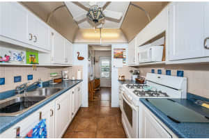 5217 81ST STREET, ST PETERSBURG, FL 33709 Sold 12/05/23