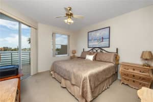 7984 SAILBOAT KEY BOULEVARD, SOUTH PASADENA, FL 33707 Sold 06/05/24