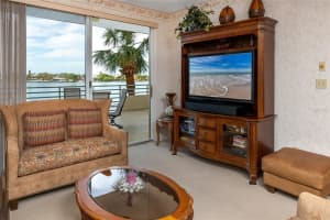 7984 SAILBOAT KEY BOULEVARD, SOUTH PASADENA, FL 33707 Sold 06/05/24