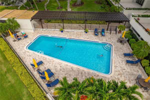 6 BELLEVIEW BOULEVARD, BELLEAIR, FL 33756 Sold 02/06/25