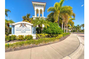 17735 GULF BOULEVARD, REDINGTON SHORES, FL 33708 Sold 05/09/24