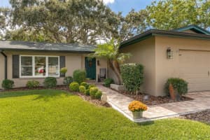 1471 FAIRWAY DR, DUNEDIN, FL 34698 Sold 01/10/24