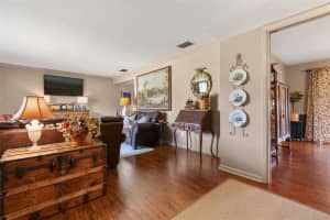 1471 FAIRWAY DR, DUNEDIN, FL 34698 Sold 01/10/24