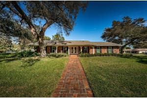 2862 SABER DRIVE, CLEARWATER, FL 33759 Sold 12/28/23