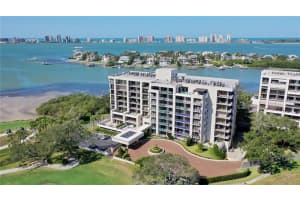 4 BELLEVIEW BOULEVARD, BELLEAIR, FL 33756 Sold 08/20/24