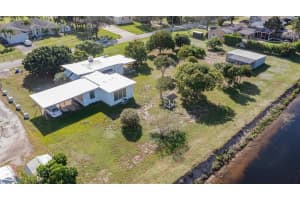 2789 NORTHSIDE DRIVE, LAKE WORTH, FL 33462 Sold 10/01/24