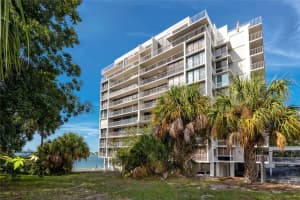 500 OSCEOLA AVENUE, CLEARWATER, FL 33755 Sold 12/23/24
