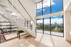 500 OSCEOLA AVENUE, CLEARWATER, FL 33755 Sold 12/23/24
