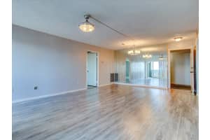 19029 US HIGHWAY 19 N #9-406, CLEARWATER, FL 33764 Sold 05/13/24