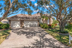 4747 ROYAL PALM CIRCLE, ST PETERSBURG, FL 33703 Sold 11/20/23