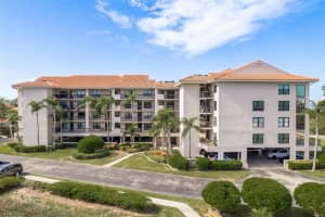 1806 MARINER DRIVE, TARPON SPRINGS, FL 34689 Sold 12/15/23