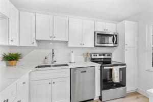 6800 20TH AVENUE, ST PETERSBURG, FL 33710 Sold 12/06/24