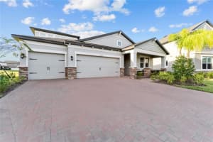 19326 EAGLE CREEK LANE, TAMPA, FL 33647 Sold 12/20/23
