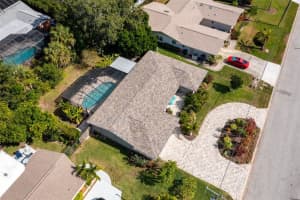1474 FAIRWAY DR, DUNEDIN, FL 34698 Sold 02/27/24