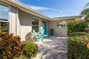 1474 FAIRWAY DR, DUNEDIN, FL 34698 Sold 02/27/24