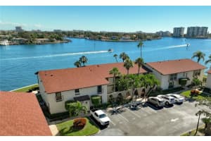 525 PLAZA SEVILLE COURT, TREASURE ISLAND, FL 33706 Sold 08/09/24