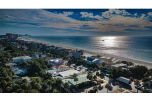 827 MANDALAY AVENUE, CLEARWATER, FL 33767 Sold 10/31/24