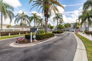 746 KENSINGTON LAKE CIRCLE, BRANDON, FL 33511 Sold 04/04/24