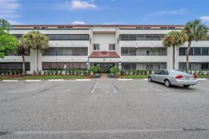 2583 COUNTRYSIDE BOULEVARD, CLEARWATER, FL 33761 Sold 01/31/24